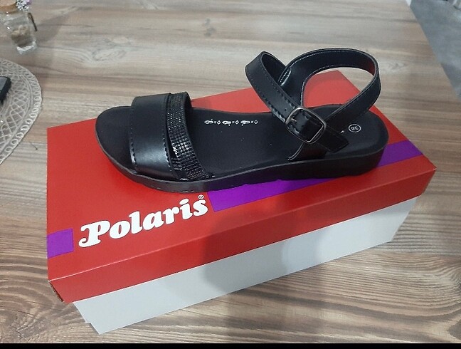 Polaris sandalet