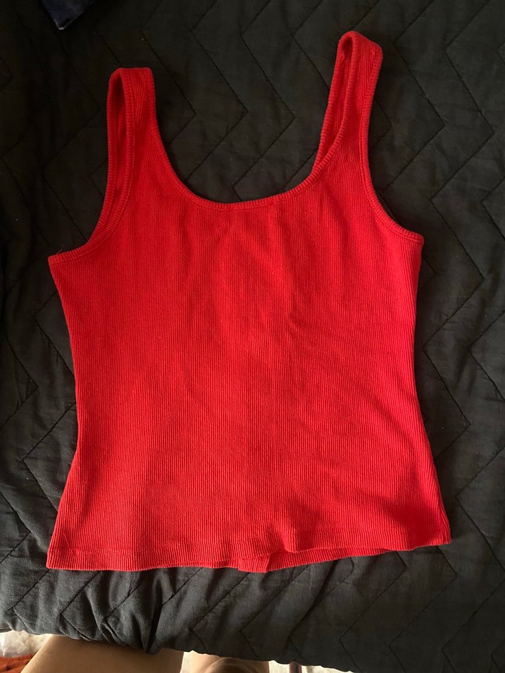 Kırmızı askılı bluz - Görsel 2