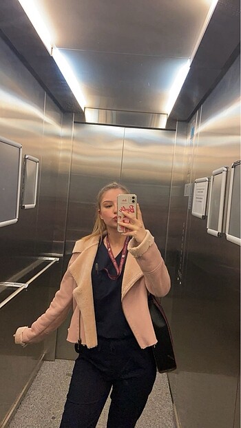 Bershka Mevsimlik mont