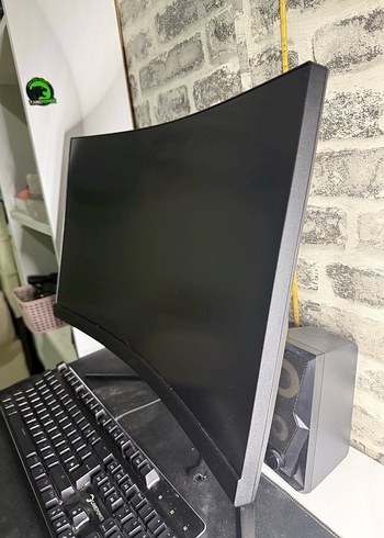 Siyah MSI Monitör - Görsel 2