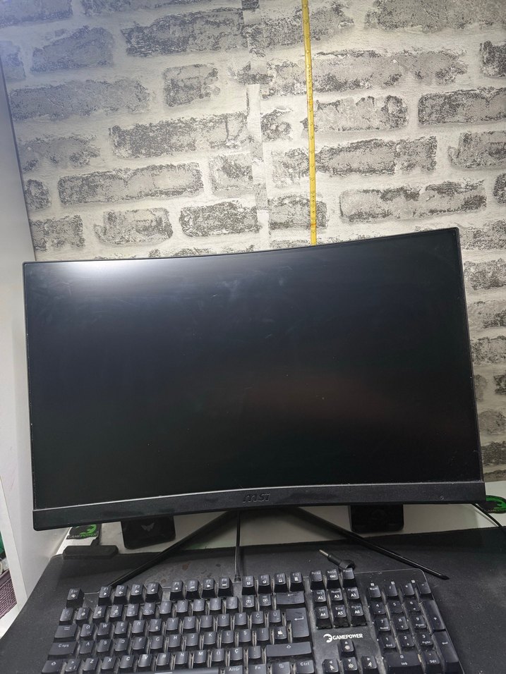 Msi monitör 165 hz 23.6 inç - Görsel 3