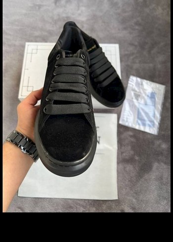 Alexander McQueen 38