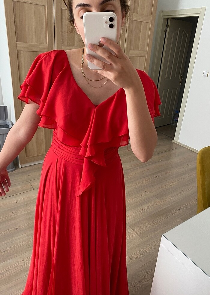 Kırmızı abiye - Görsel 4