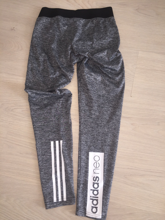 Adidas spor tayt bu model Yok bi yerde!!!