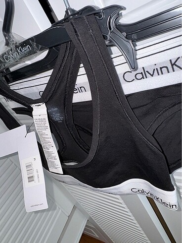 m Beden Calvin Klein çamaşır takımı