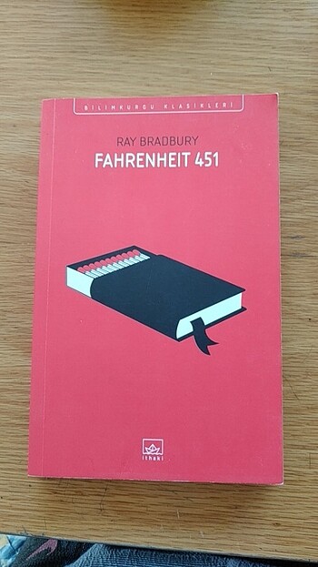 Fahrenheit 451- Ray Bradbury