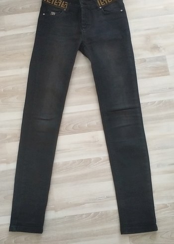 Fendi Koyu Siyah Dar Kesim Jean