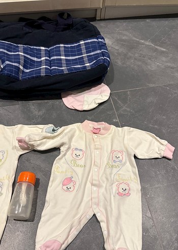 Düğmeli Beyaz Bebek Tulum, Uzun Kollu - Görsel 3