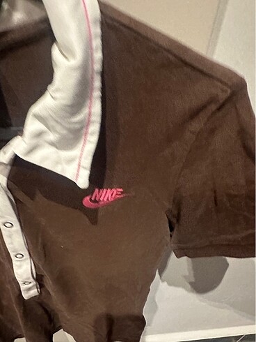 m Beden Nike tişört