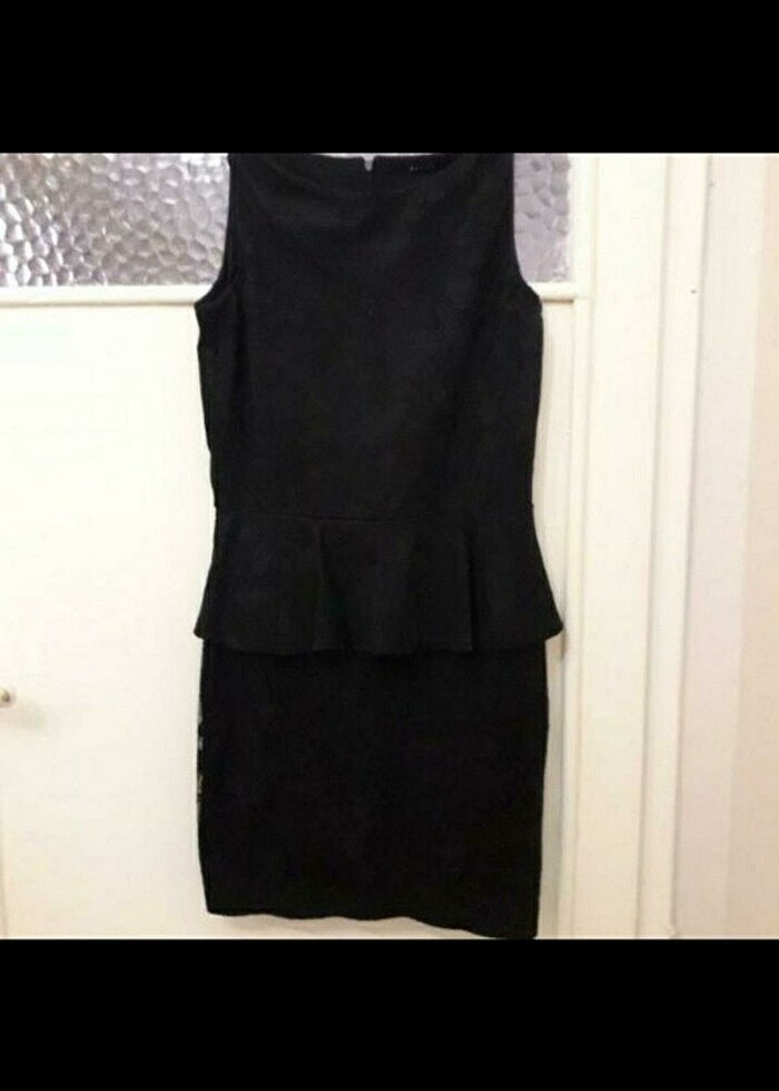 SİYAH BELİ ETEKLİ 36 BEDEN GECE ELBİSESİ - Görsel 2