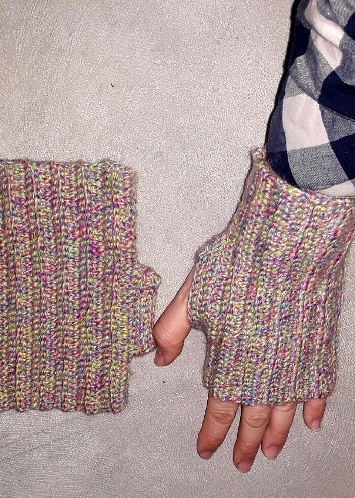 GÖKKUŞAĞI PARMAKSIZ ELDİVEN ÖRGÜ - Görsel 3