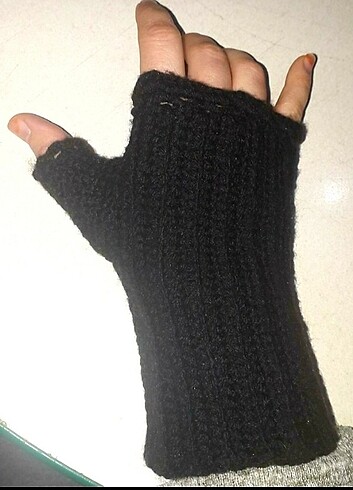 SİYAH ÖRGÜ PARMAKSIZ ELDİVEN  - Görsel 4