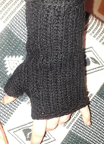 SİYAH ÖRGÜ PARMAKSIZ ELDİVEN  - Görsel 5