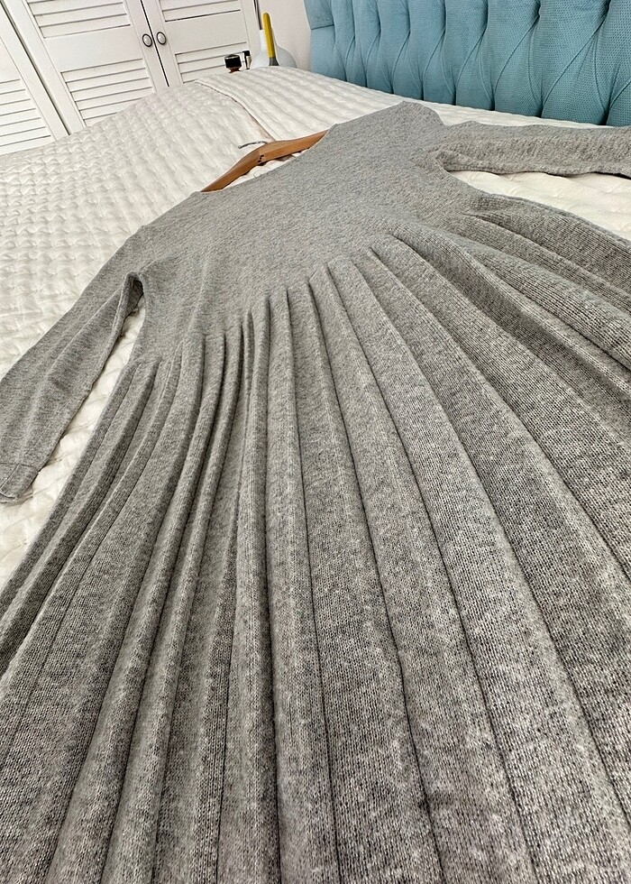 Yumuşacık yün elbise. - Görsel 4