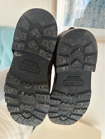 Yurtdışından tabanı kalın gerçek deri harika botlar. - Görsel 5