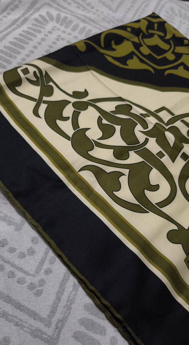 Kadın Vintage Haki İpek Görünümlü Fular - Görsel 2