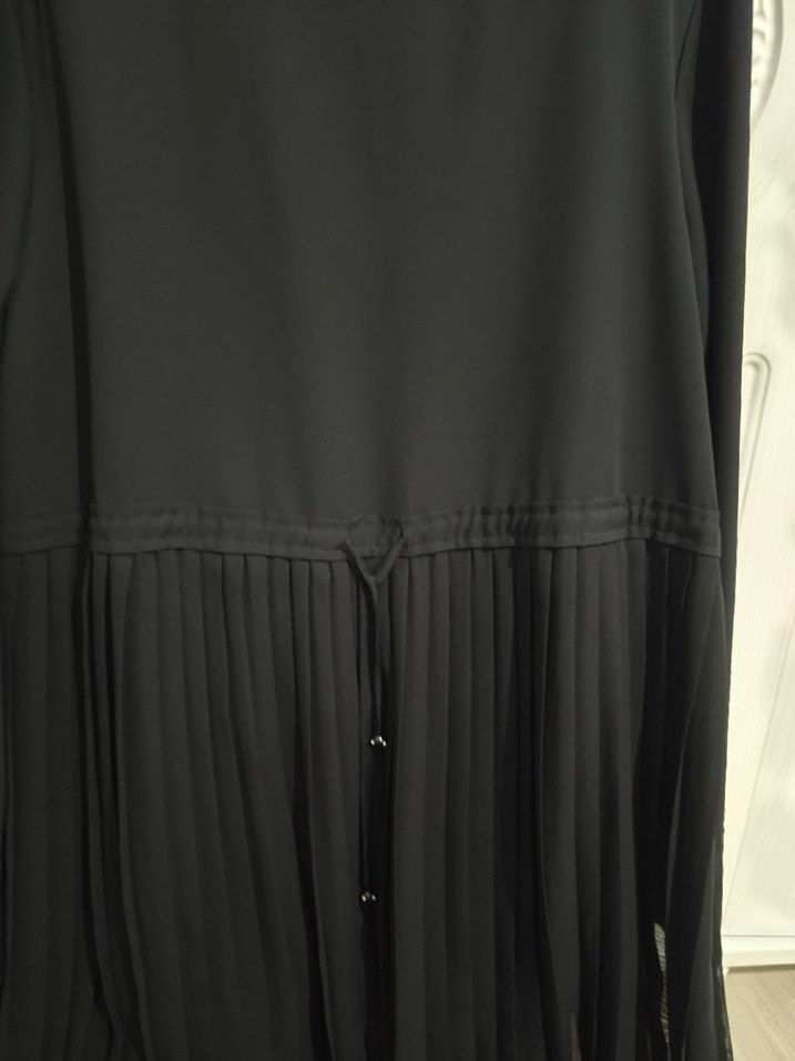 Siyah Uzun Kollu Piliseli Kadın Elbise - Görsel 4