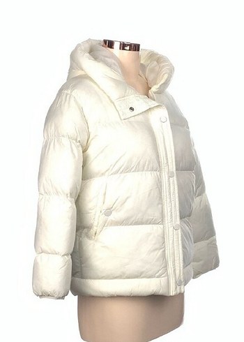 Düğmeli Beyaz Kadın Mont - Görsel 3