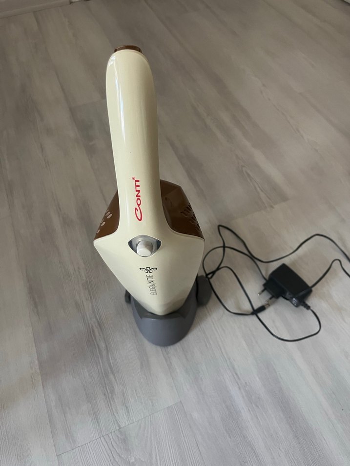 Beyaz ve Gri El Süpürgesi - Görsel 4