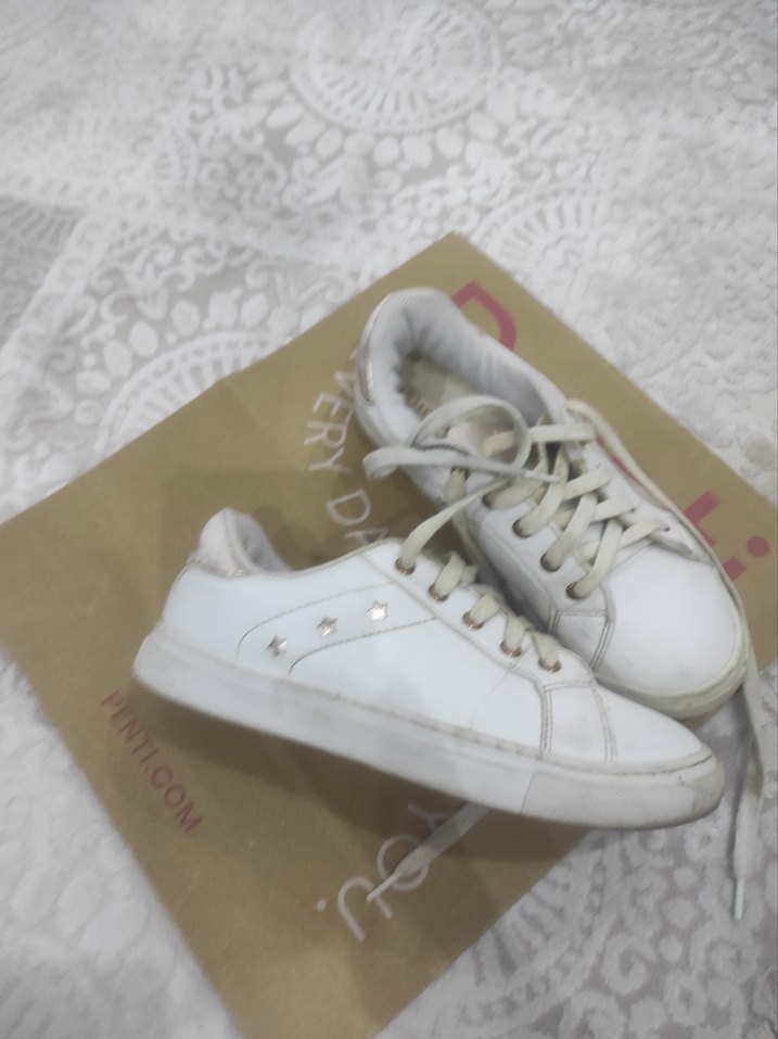 Beyaz Kadın Spor Ayakkabı Velcro Detaylı - Görsel 2