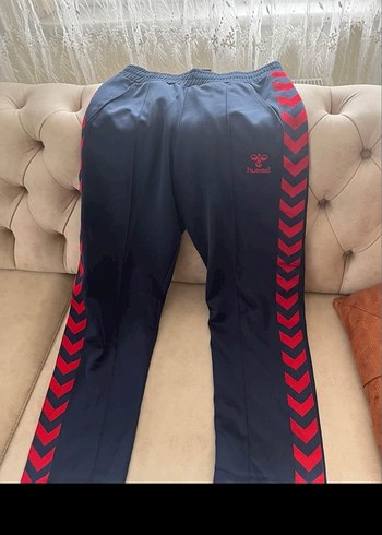 Kırmızı Baskılı Kadın Eşofman Altı - Görsel 2