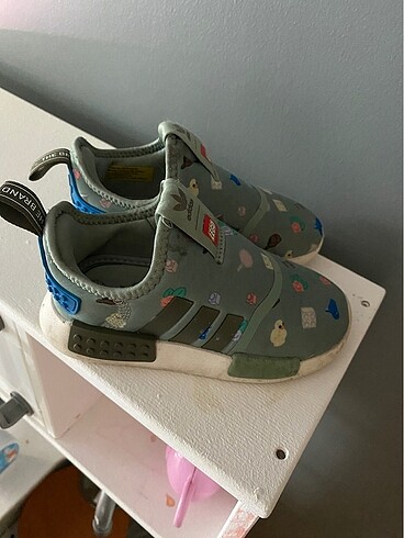 25 Beden Adidas lego model