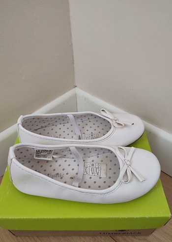 Beyaz Fiyonk Detaylı Kız Babet - Görsel 5