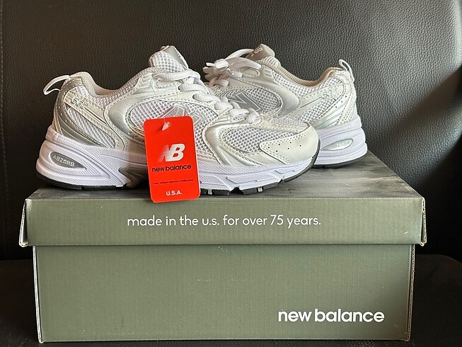 New Balancd 530 Silver