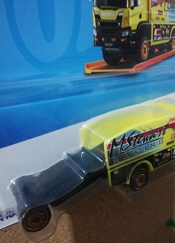  Beden Hotwheels SCANİA RALLY TRUCK 