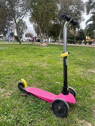 Decathlon scooter