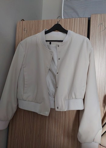 Düğmeli Beyaz Midi Kadın Ceket - Görsel 2