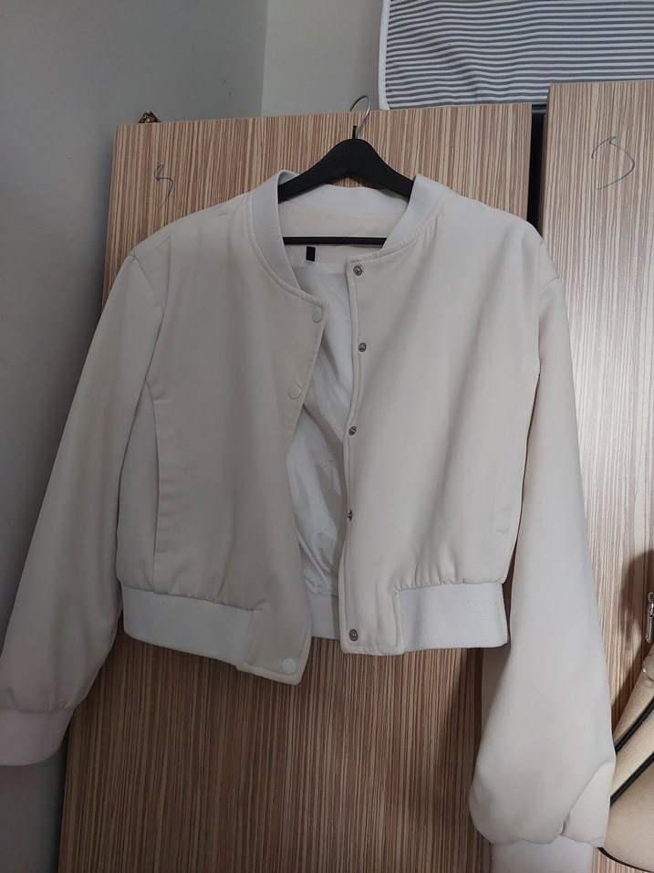 Düğmeli Beyaz Midi Kadın Ceket - Görsel 2