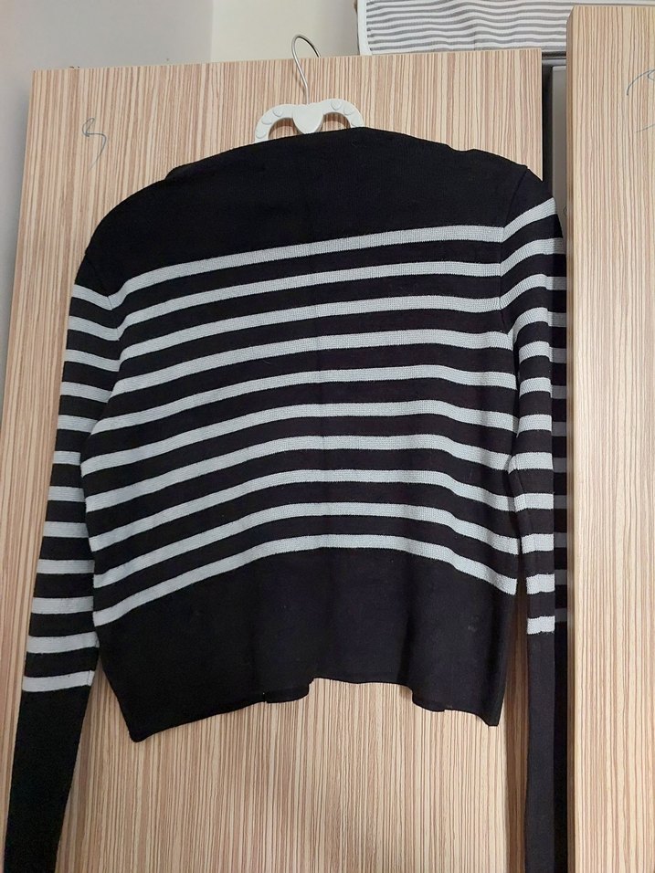 Çizgili Siyah Gri Kadın Kazak - Görsel 4