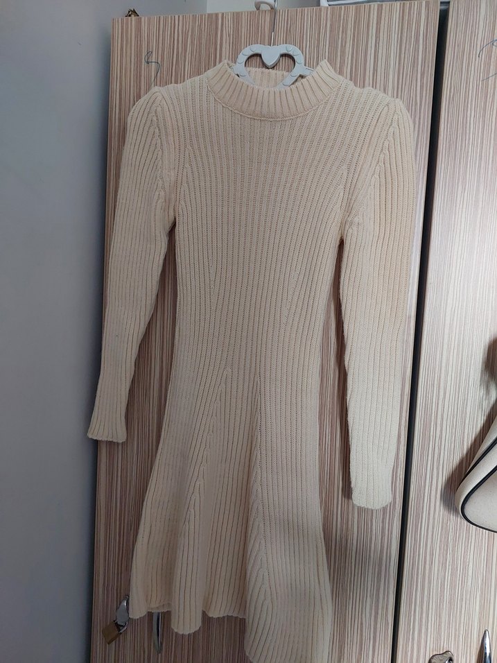 Bej Uzun Kollu Yüksek Yakalı Triko Elbise - Görsel 2