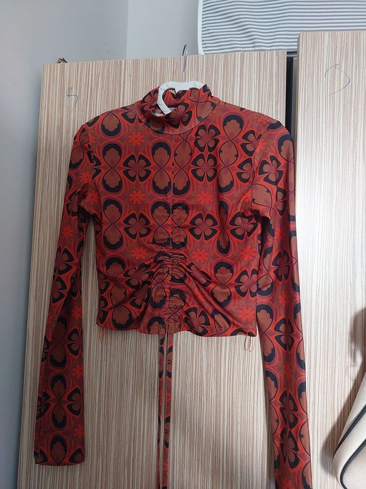 büzmeli, Yüksek Yakalı Kadın Bluz - Görsel 2