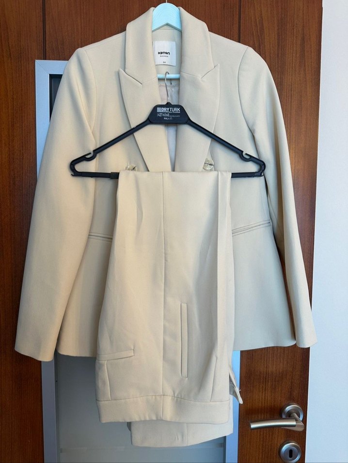 Bej Düğmeli Kadın Blazer Ceket pantolon takım - Görsel 4