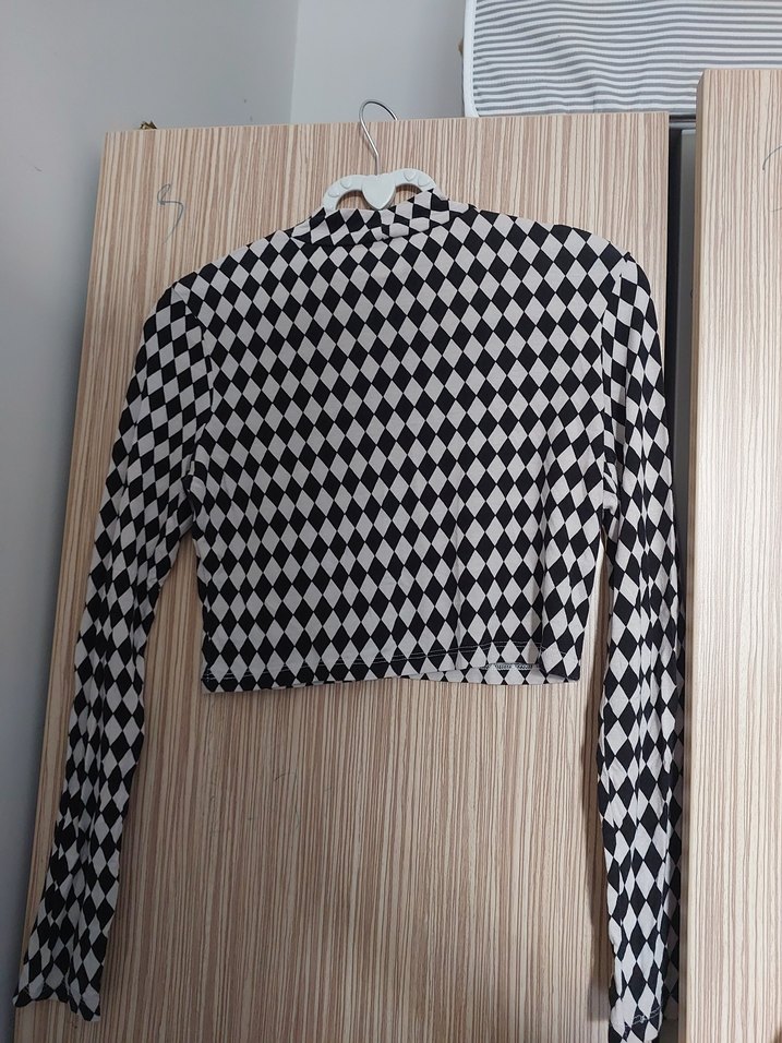 Uzun Kollu Bohem Kareli Boğazlı Bluz - Görsel 3