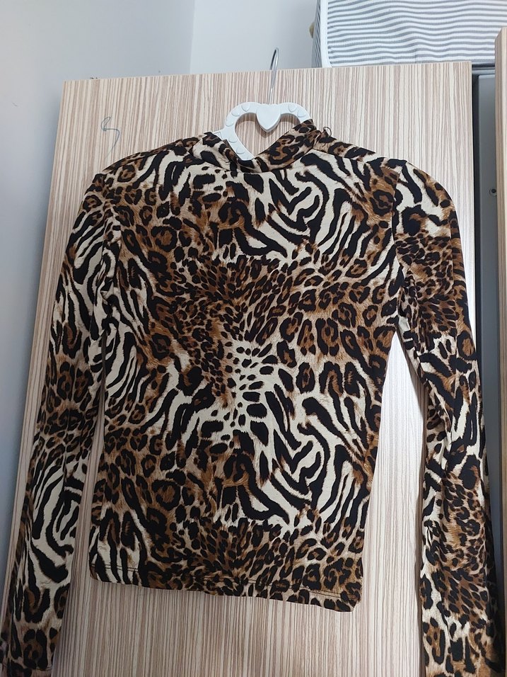Leopar Desenli Kadın Bluz - Görsel 2