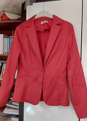 44 Beden Kırmızı blazer ceket