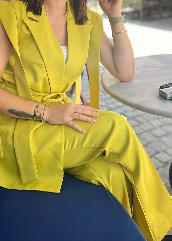 Şık takım elbise - Görsel 2