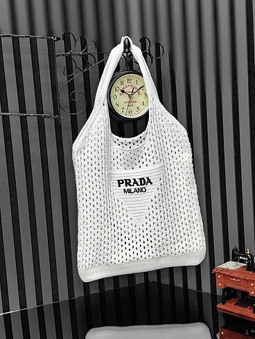 Beden Prada örgü model çanta