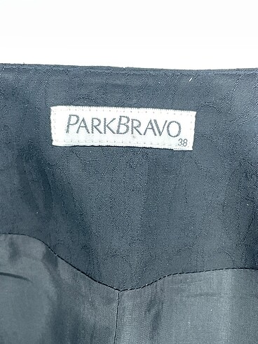 38 Beden siyah Renk Park Bravo Yelek %70 İndirimli.