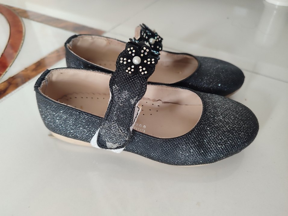 Kız Çocuk Siyah Nakışlı Tokalı Babet - Görsel 5