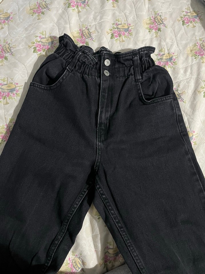 Siyah Düğmeli Kot Pantolon - Görsel 2