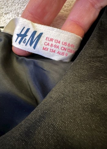 Kemer Detaylı Siyah Kız Elbisesi - Görsel 2