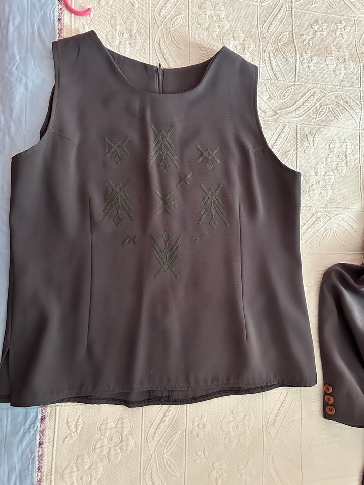 Gri Düğmeli kadın Ceket Etek bluz takım - Görsel 4