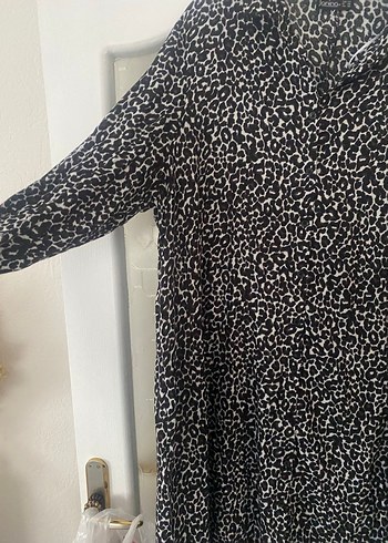 Uzun Kollu Siyah Yılan Desenli Salaş Tunik - Görsel 2