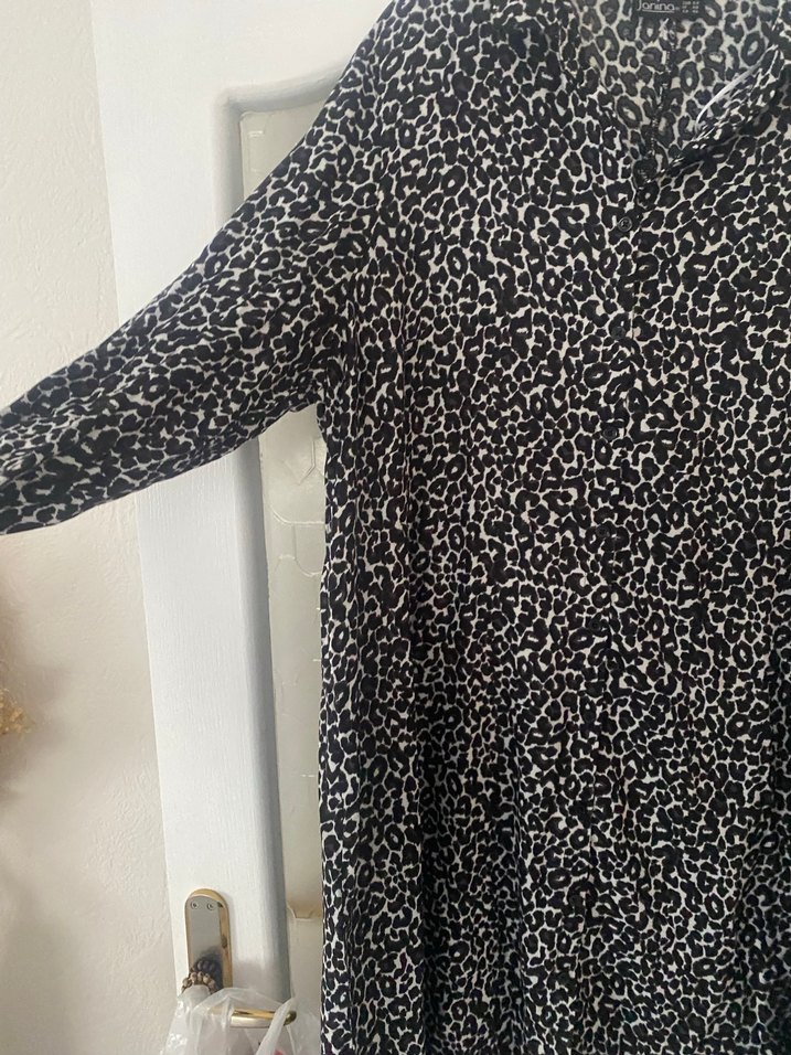 Uzun Kollu Siyah Yılan Desenli Salaş Tunik - Görsel 2