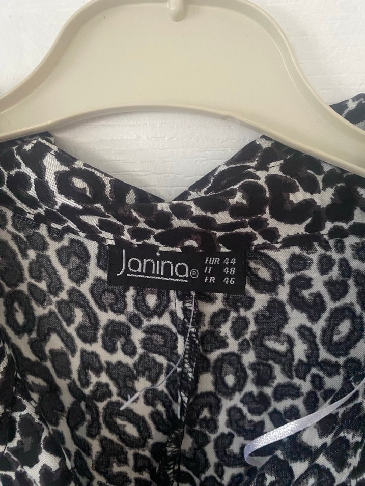 Uzun Kollu Siyah Yılan Desenli Salaş Tunik - Görsel 3