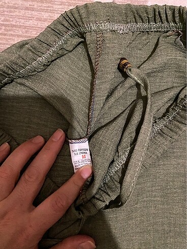 m Beden yeşil Renk Yeşil pantolon